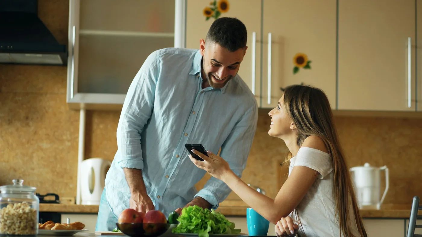 Ordering Direct or Through a Delivery App: What Changes