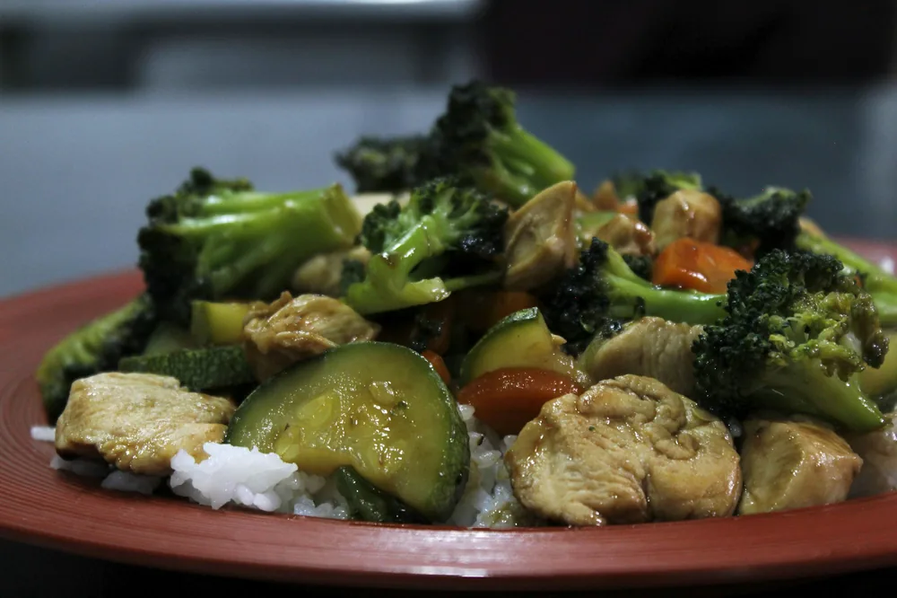 Tofu stir fried with vegetables