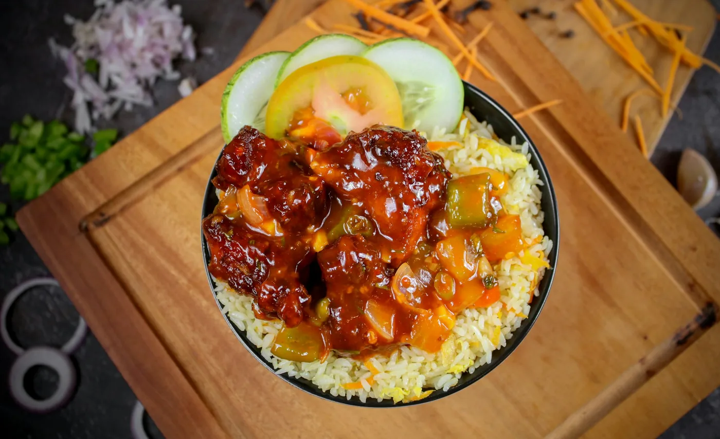 A Chinese chicken stir fry served at a restaurant
