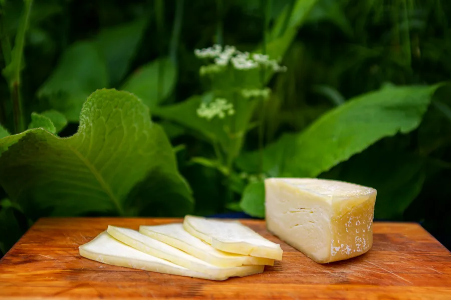Aged cheese, another food naturally high in glutamate