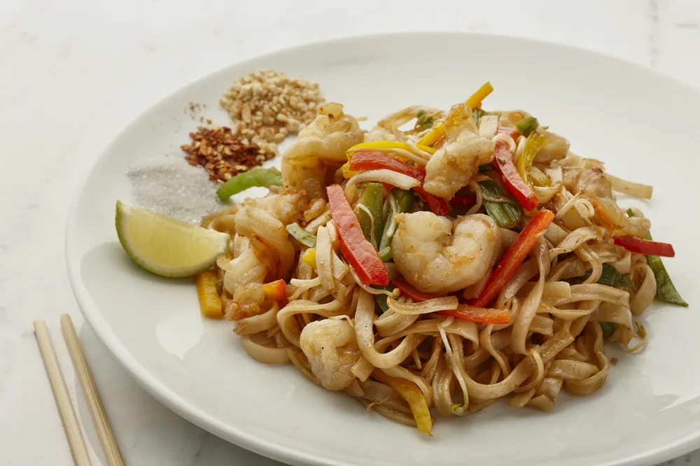 Noodles stir fried with shrimp